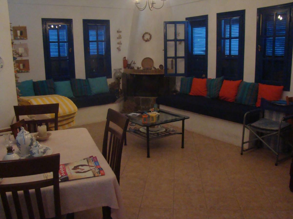 Superb View House-Sikinos Island-Chorio Villa ภายนอก รูปภาพ