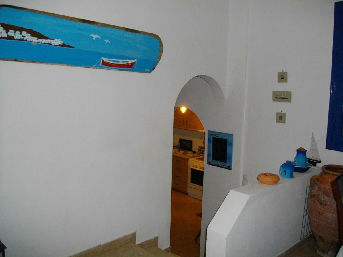 Superb View House-Sikinos Island-Chorio Villa ภายนอก รูปภาพ